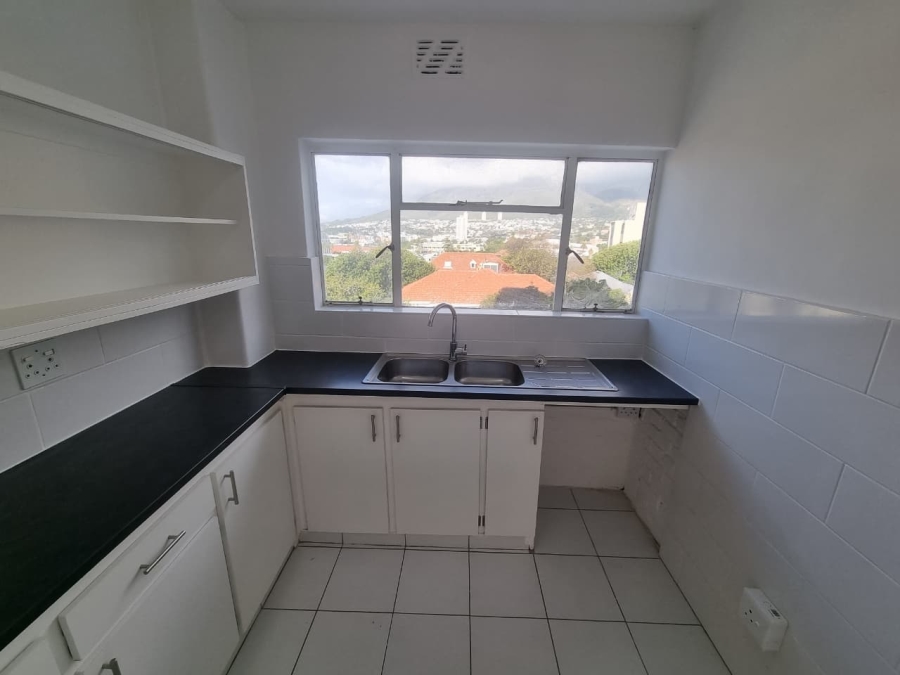 To Let 2 Bedroom Property for Rent in Tamboerskloof Western Cape